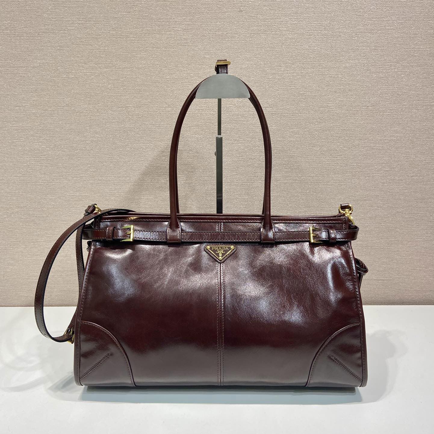 Pra*a top handle bags